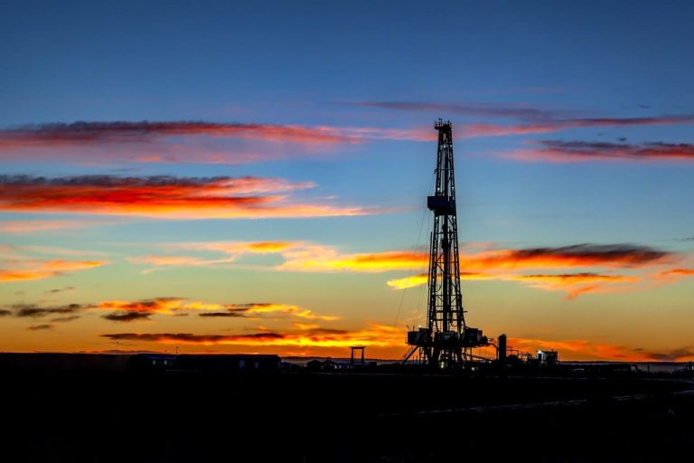 Рынок под давлением нефтяного шока