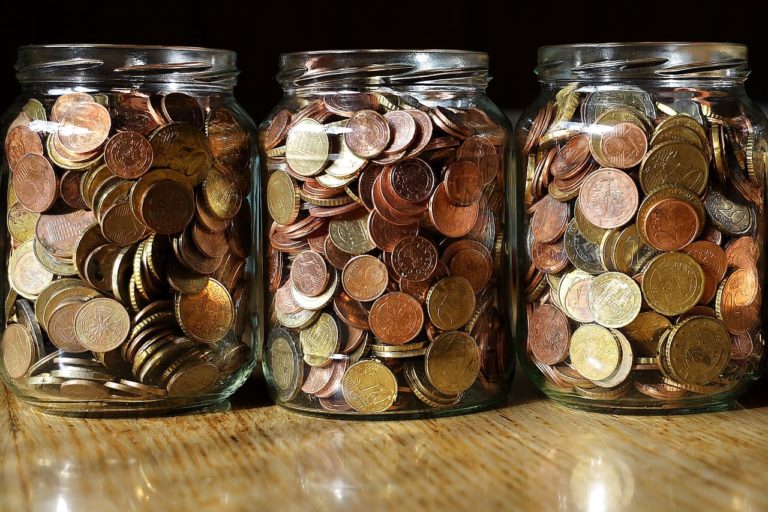 Европейские индексы выросли на фоне новостей о разработке вакцины от фармацевта Moderna